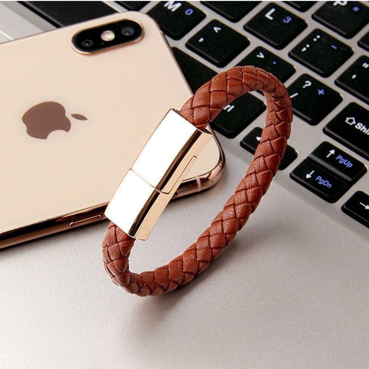 Charging Bracelet by GigaGear — close-up detail